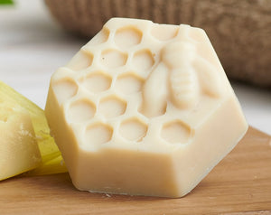 Goats Milk Soap With Honey & Beeswax