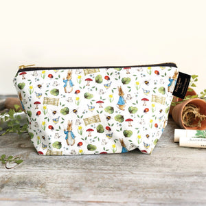 Peter Rabbit Washbags