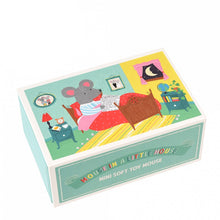 Mouse in a Little House