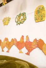 No. 07 Chicken Concertina Garland