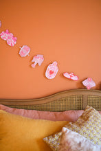 No. 72 Love Birds Sewn Garland